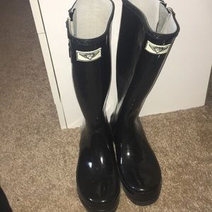 rain boots
